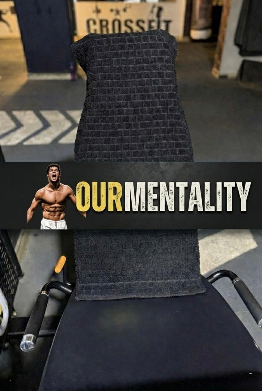 Antibacterial Gym Towel:Black-Ronaldo Our Mentality